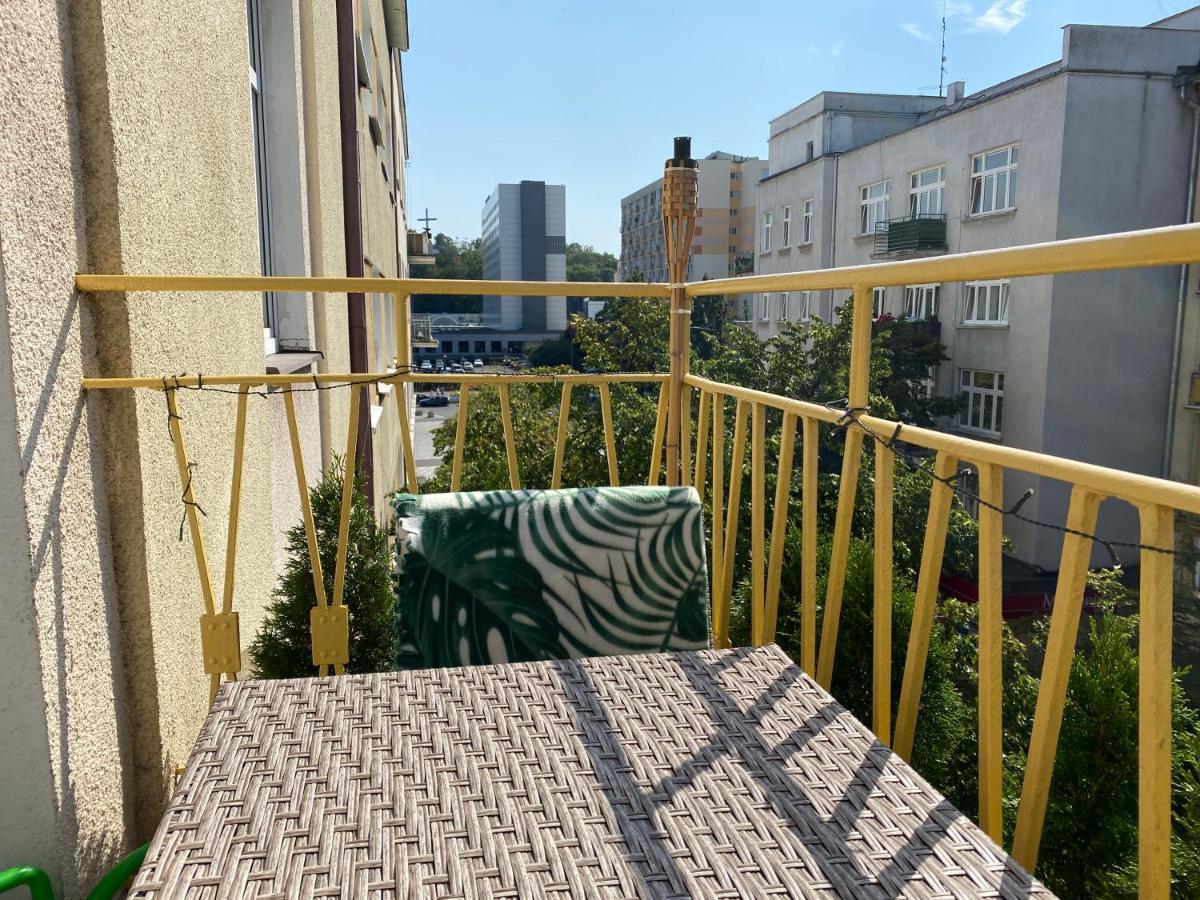Apartament Przy Plazy W Centrum Gdyni - Prywatny Parking! Gdynia Kültér fotó